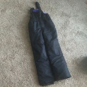 NWOT - Kids medium ski bib